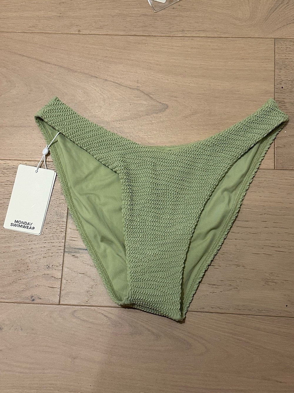 BNWT! Monday Swimwear Seychelles Bottom size MEDIUM in Avocado crinkle
